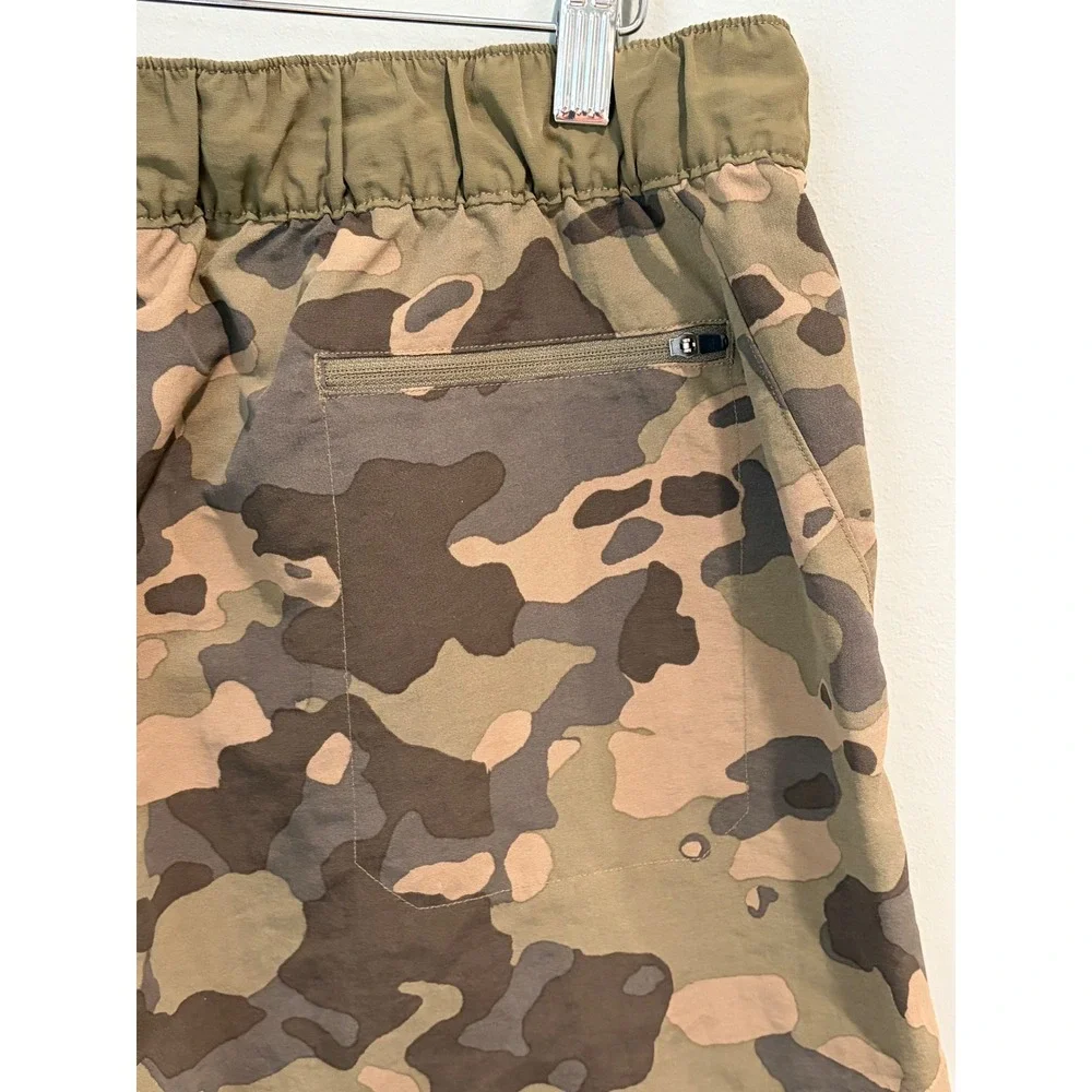 The North Face Womens‎ Class V Camo Shorts Size Large Drawstring